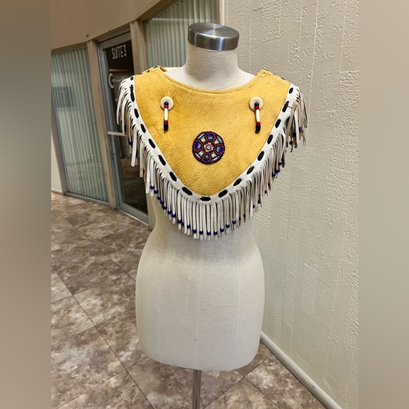 Vintage Native American Beaded Fringe Tan Leather Cape Vest - Picture 1 of 4